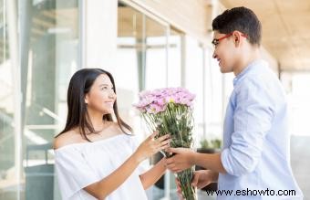 Formas creativas de invitar a alguien a la fiesta de bienvenida