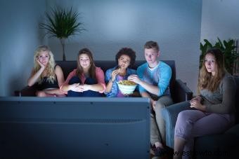 Efectos negativos de la televisión en los adolescentes