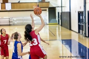 ¿Por qué son importantes los deportes en la escuela secundaria?