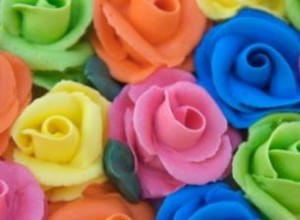 Cómo hacer rosas de glaseado para un pastel