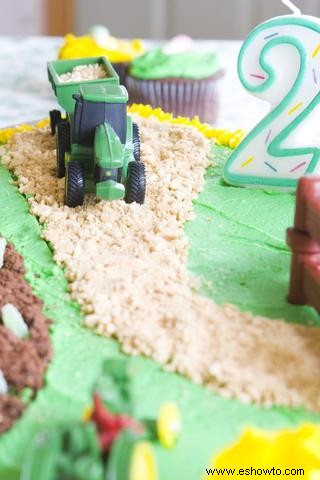 Pastel de cumpleaños de tractor