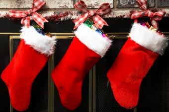 11 formas de colgar calcetines de Navidad sin repisa de la chimenea