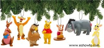Buscando las decoraciones navideñas de Winnie the Pooh