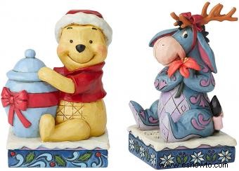 Buscando las decoraciones navideñas de Winnie the Pooh