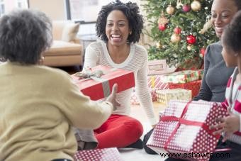 7 formas creativas de intercambiar regalos de Navidad