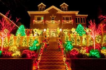 Decoraciones navideñas iluminadas para exteriores:ideas y consejos