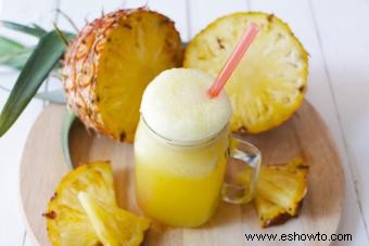 15 cócteles de jugo de piña para una escapada tropical