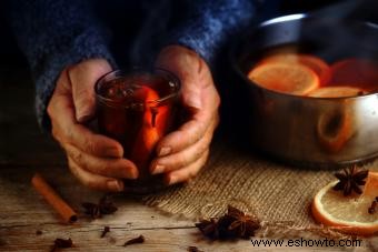 17 recetas de bebidas navideñas calientes para calentar las fiestas