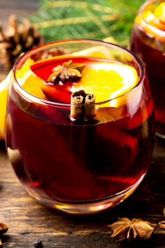 17 recetas de bebidas navideñas calientes para calentar las fiestas