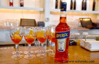 ¿Qué es el licor (vs. licor)? Los mejores sabores para probar