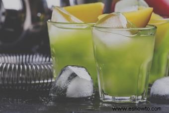 Increíbles recetas de bebidas de Hulk:3 cócteles verdes y malvados