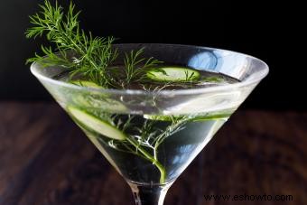 Receta de martini de pepino para un sorbo de verano