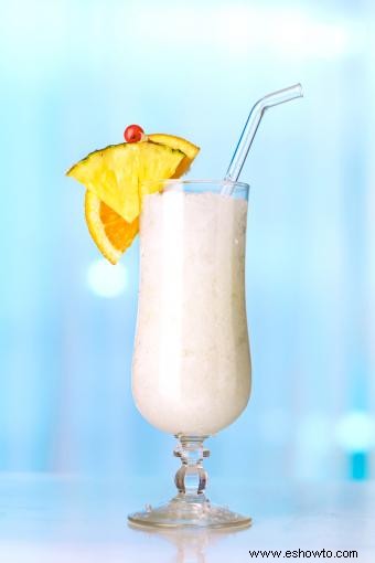 18 recetas de bebidas tropicales que saben a vacaciones