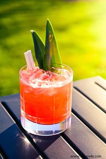 18 recetas de bebidas tropicales que saben a vacaciones