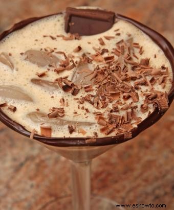 Receta clásica de martini de chocolate y variaciones decadentes