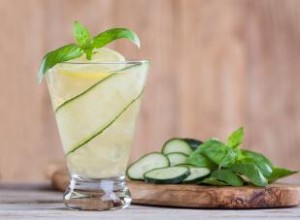 10 recetas de cócteles de pepino para refrescarte por completo