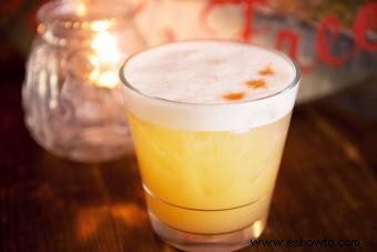 11 recetas de bebidas alcohólicas de manzana que saben a otoño