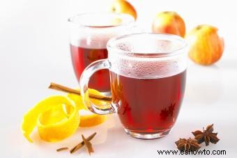 11 recetas de bebidas alcohólicas de manzana que saben a otoño