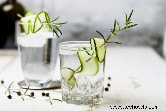 11 bebidas de vodka de pepino:recetas frescas y alegres que te encantarán
