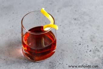 16 bebidas de whisky populares, de simples a indulgentes