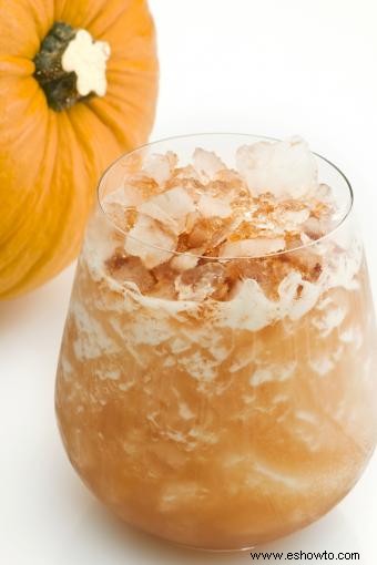21 recetas de cócteles de calabaza para disfrutar el otoño todo el año