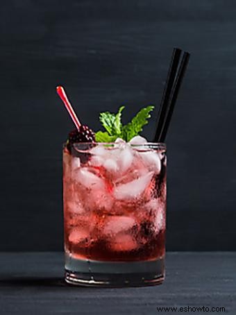 25 recetas fáciles de cócteles para probar en una noche relajada en