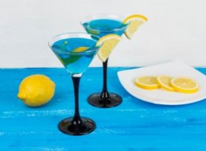 7 Recetas Profesionales de Martini Azul: Cócteles Vibrantes y Sabrosos