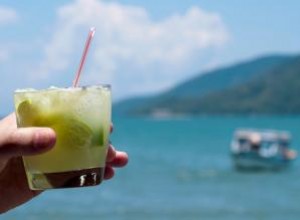 9 Recetas Fáciles de Cócteles Tiki con Sabores Tropicales Isleños