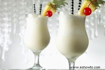 Una receta de piña colada congelada dulce y fría