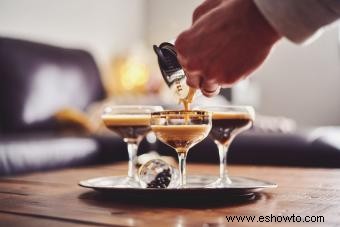 Receta de martini de chocolate Baileys:añadir un toque dulce