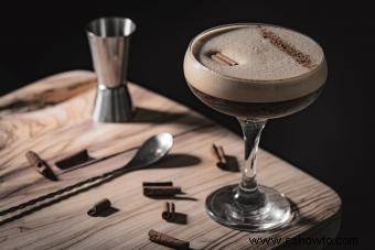 Receta de martini de chocolate Baileys:añadir un toque dulce