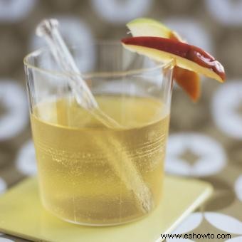 Recetas de martini de manzana y caramelo:dulce y sencillo