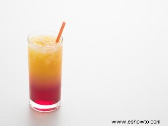 Bebidas con Zumo de Naranja, Vodka y Granadina