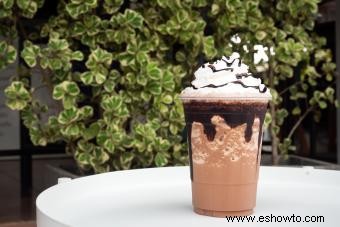 Receta fácil de bebida congelada Bushwacker que adorarás