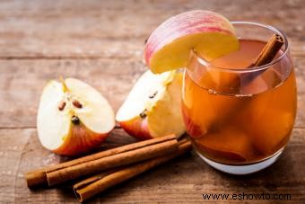 Recetas de ponche de otoño para preparar mientras las hojas comienzan a caer