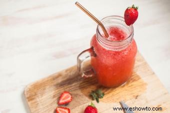 ¿Cómo se prepara un daiquiri de fresa en una licuadora? Receta y consejos