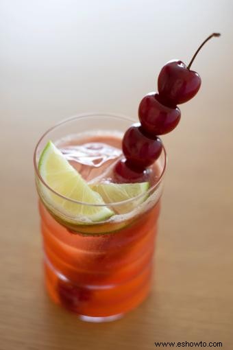 Recetas de bebidas de Shirley Temple para hacer cantar tus papilas gustativas