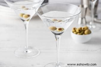 Cómo hacer diferentes tipos de martinis
