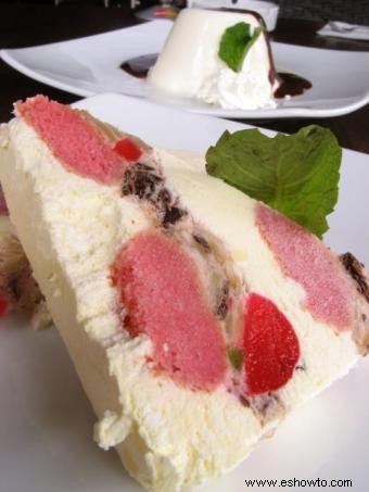 Pastel helado de tablero de ajedrez