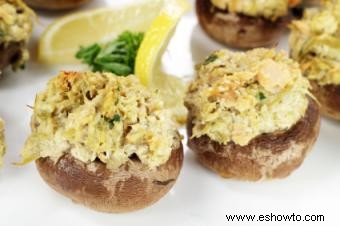 Champiñones rellenos con carne de cangrejo