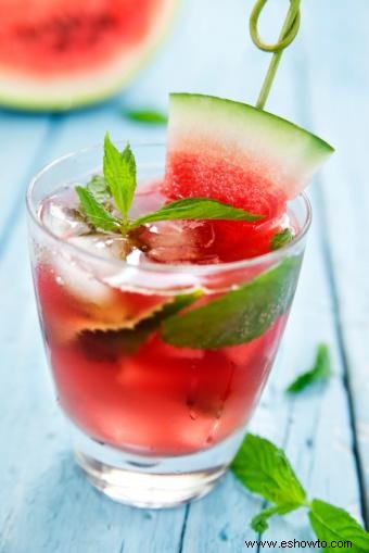 Agua con infusión de frutas frescas