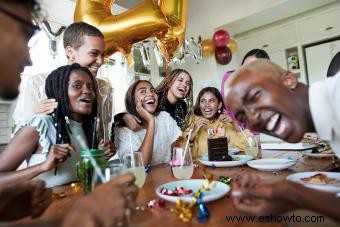 50 preguntas de cumpleaños para comenzar la fiesta