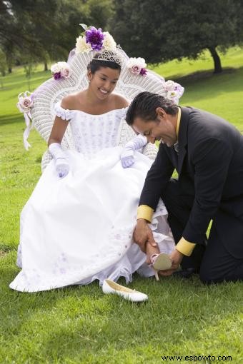 Tradiciones importantes de Quinceañera y la historia detrás de ellas