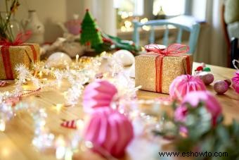 43 temas de fiesta de Navidad para adultos (traviesos o agradables)