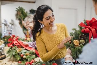 43 temas de fiesta de Navidad para adultos (traviesos o agradables)
