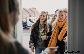 Qué poner en las bolsas de regalos para adultos