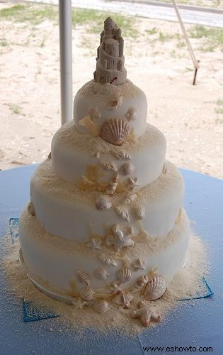 Pastel de boda de castillo de arena