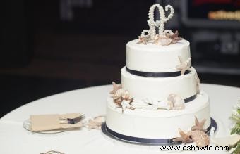 Pasteles de boda de conchas marinas