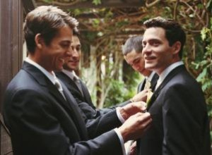 20 Ideas Creativas para Invitar a Tus Mejores Amigos a Ser Padrinos de Boda