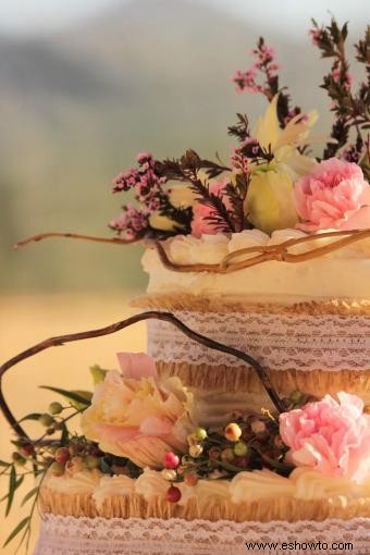 Pasteles de boda de estilo campestre occidental